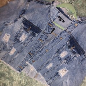 Fashion nova cropped jean jacket